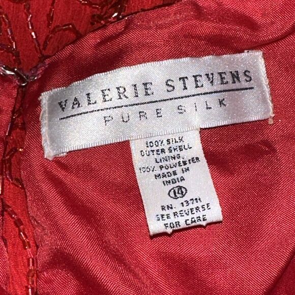 Valerie Stevens Pure Silk Vintage Women’s Heavy Beaded Top Holiday Party Red 14 - Picture 7 of 7